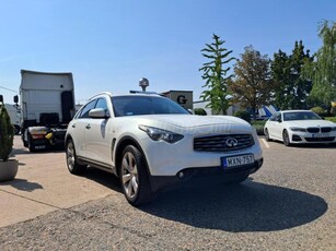 INFINITI FX30d 3.0 V6 S (Automata) 163.500 km!!