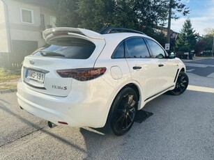 INFINITI FX30d 3.0 V6 S Premium (Automata) Egyedi külső/belső