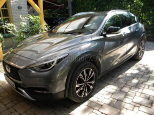 INFINITI QX30 2.0t Premium AWD DCT