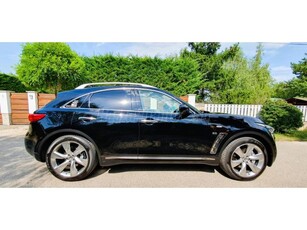 INFINITI QX70S 5.0 V8 Premium (Automata) EU6 /138.000Km/Magyar/Végig vezetett szervizkönyv/Újszerű gumik/Új váltó olaj/