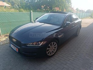 JAGUAR XE 2.0 l4D Portfolio (Automata) NAPFÉNYTETŐ.SZÉLVÉDŐ-KORMÁNY-ÜLÉSFŰTÉS SÁV-TÁVOLSÁGTARTÓ