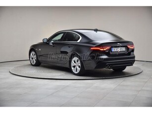 JAGUAR XE 2.0 l4D Prestige (Automata) MAGYAR-1.TUL-LED-Ü+K FŰTÉS-NAVI-KAMERA-APP!