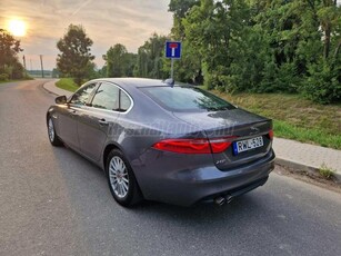 JAGUAR XF 2.0 i4D Prestige