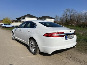 JAGUAR XF 2.2 D Luxury (Automata)