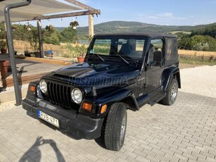 JEEP WRANGLER Soft Top 2.5 SE