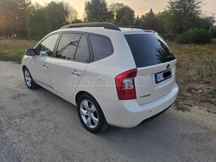 KIA CARENS 2.0 CRDi LX