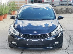 KIA CEE'D 1.4 CRDI LX Ajándék téli kerék garnitúra!