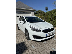 KIA CEE'D 1.4 CRDI Platinum