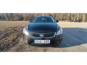 KIA CEE'D 1.4 CVVT EX