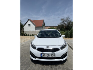 KIA CEE'D 1.4 CVVT LX Base