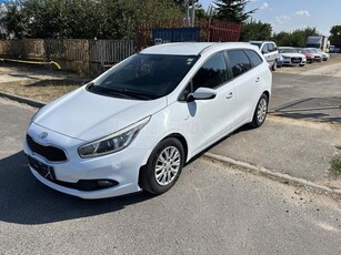 KIA CEE'D 1.4 CVVT LX FRISS SZERVÍZ!!