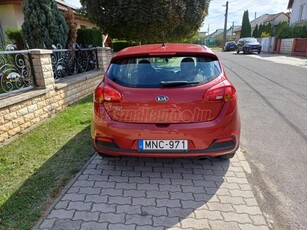 KIA CEE'D 1.4 CVVT LX Újonnan Pappas-nál vásárolt 1 tulajdonos