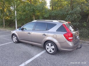 KIA CEE'D 1.4 EX