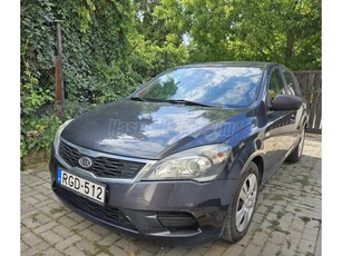 KIA CEE'D 1.4 EX Limited