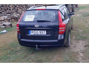 KIA CEE'D 1.4 LX Base