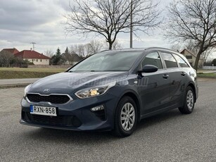 KIA CEE'D Ceed 1.4 T-GDI Silver