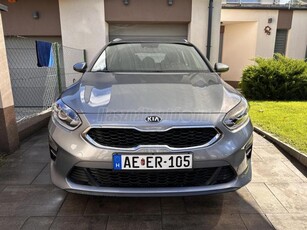 KIA CEE'D Ceed SW 1.0 T-GDI Bronze Téli-Nyári gumi - Vezetett szervizkönyv - Akár 3 év garancia