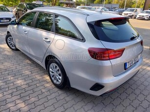 KIA CEE'D Ceed SW 1.0 T-GDI Silver MY22-es. Magyar. Szervizkönyv. Kamera. Áfás. Több darab