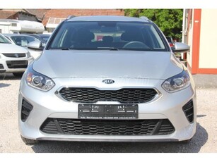 KIA CEE'D Ceed SW 1.6 CRDi HP Silver