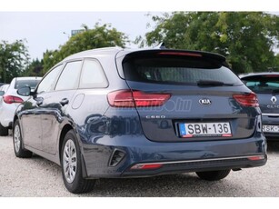 KIA CEE'D Ceed SW 1.6 CRDi LP Silver ÁFAs// MAGYAR// GYÁRI GARANCIÁLIS// AppleCarPlay&AndroidAuto// Cosmo blue//