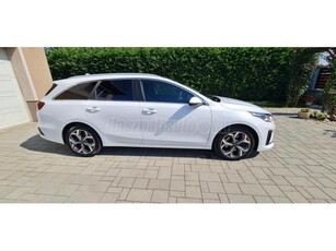 KIA CEE'D Ceed SW 1.6 GDI PHEV Platinum DCT Minden Vezetést Támogató Rendszer!Nyitható PanorámaTető!4xülés fűtés!KeyLessGo!