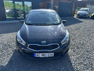 KIA CEE'D Full Extra! Kormány és Ülésfűtés.Végig Vezetett Kia Szervizkönyv!