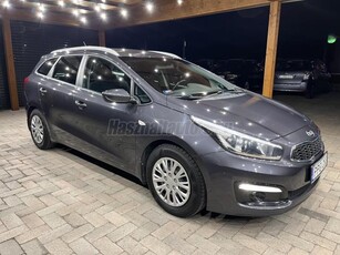 KIA CEE'D SW 1.4 CVVT Gold Végig vezetett Szervizköny új 8 db gumi