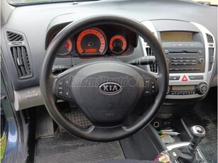 KIA CEE'D SW 1.4 EX