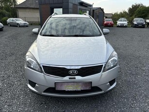 KIA CEE'D SW 1.4 EX Végig Vezetett Szervizkönyv! Garantált KM! Leinformált!