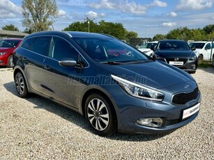 KIA CEE'D SW 1.6 GDI Limitált Prémium Xenon-Navi-Kamera-Félbőr-Ülés és kormfűt-Digitklíma-Friss szerviz