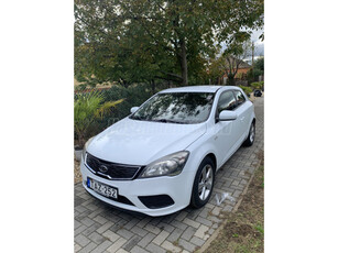 KIA PRO CEE'D 1.4 CVVT LX