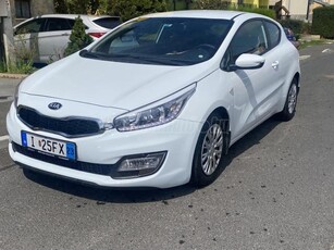 KIA PRO CEE'D 1.4 CVVT LX VEZETETT SZERVIZKÖNYV