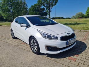 KIA PRO CEE'D 1.6 CRDI EX RITKA BELSŐ SZÍN / 5.5 LITERES VÁROSI FOGYASZTÁS!