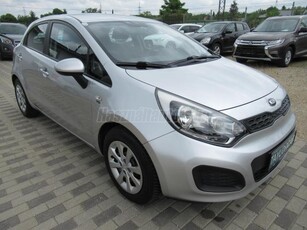 KIA RIO 1.2 CVVT LX / 47 EZER KM / SZERVIZKÖNYV / 1 TULAJ /