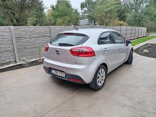 KIA RIO 1.2 CVVT LX