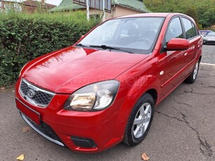 KIA RIO 1.4 EX Safety Gyönyörű / megbízható / klíma / alufelni / 2 év vizsga / kis fogyasztás