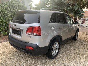 KIA SORENTO 2.2 CRDi EX Prémium (Automata) 7 szem..navi.digit klíma.tempomat.ülésfűtés.üvegtető.vonóhorog.szervizkönyv