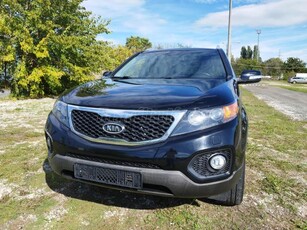 KIA SORENTO 2.2 CRDi LX 2WD Kamera. Ülés fűtés. Bőr belső! Panoráma üvegtető!Vezetett Sz.Könyv!!!