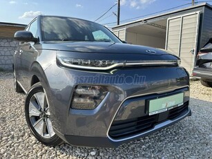 KIA SOUL EV 64kWh Gold Navigáció/Félbőr belső/Ülésfűtés