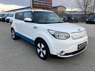 KIA SOUL EV CVT 42000KM!SÉRÜLÉSMENTES!GYÖNYÖRŰ SZÉP!VÉGIG SZERVIZELT!MAGASAN FELSZERELT!