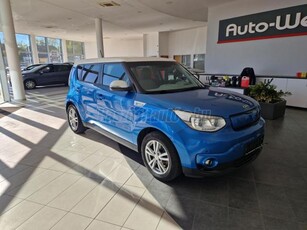 KIA SOUL EV CVT TÖKÉLETES ÁLLAPOT. TÉLI-NYÁRI KEREKEKKEL