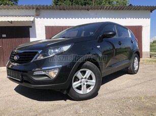 KIA SPORTAGE 1.6 GDI Jubileum DIGIT KLÍMÁS.ABS.LÉGZSÁKOK.TEMPOMAT.ALUFELNIK.VONÓHOROG !!