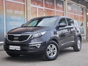 KIA SPORTAGE 1.7 CRDi EX Prémium digit klima.navi.kamera.nagyon megkimélt.szép állapot