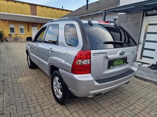 KIA SPORTAGE 2.0 CRDi EX 4x4 ÖSSZKEREKES LEGMAGASABB FELSZERET 123-EZER KM NULLA ROZSDA OLASZ GÉPJÁRMŰ