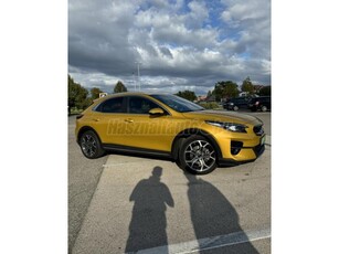 KIA XCEED 1.6 GDI PHEV Gold DCT Yellow Packet