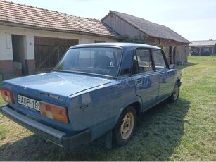 LADA 2105