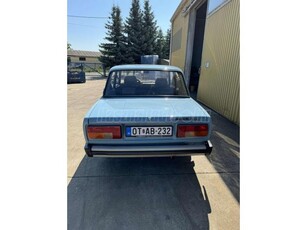 LADA 2105 Lada VAZ 21053