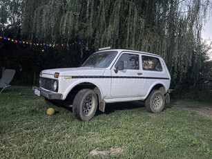 LADA NIVA 21214