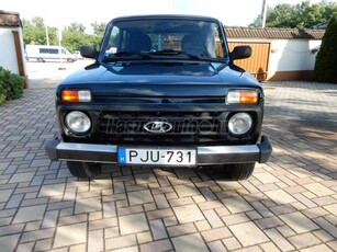 LADA NIVA 4x4 1.7 Urban MEGKÍMÉLT ÁLLAPOT.BENZIN-GÁZ ÜZEMMÓD. AZONNAL ELVIHETŐ