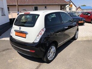 LANCIA YPSILON 1.2 8V Argento Black&White Kitűnő Állapot. 102.000.Km!